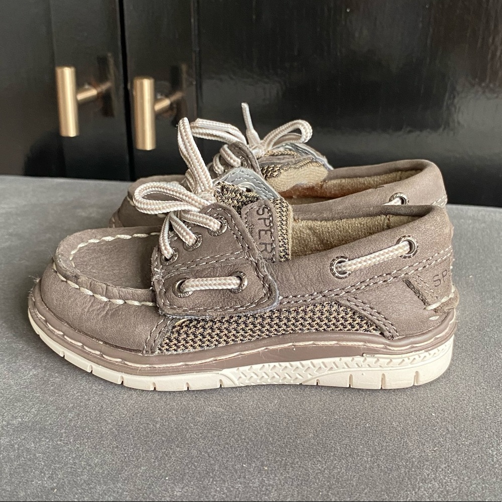 Grey leather Sperry Shoes - size 5